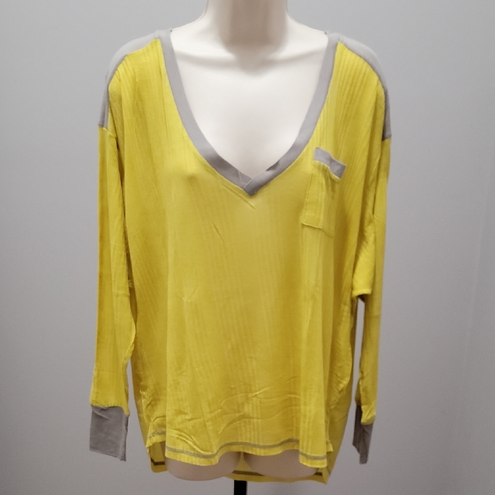 Victorias Secret V-Neck Dolman Long Sleeve Pocket Tee YellowTart/Gray Trim Sz XS